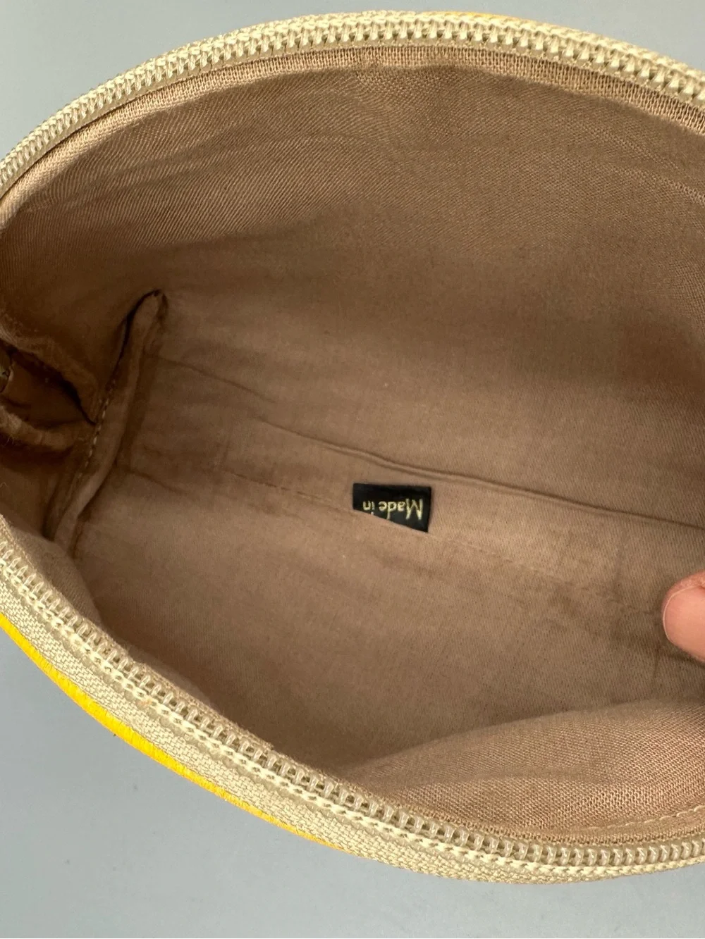 Hand Tool Genuine Leather Cosmetic Pouch Bag Yellow Tooled Paraguay 7x5.5 Mint